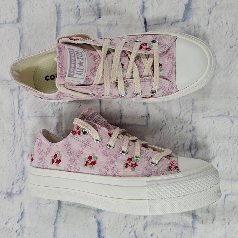 Converse Chuck Taylor All Star Lift Womens 8 Pink Floral Embroidered Platform